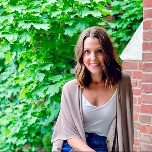 Meet your Posher, Melissa